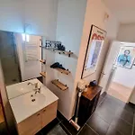 De Standing Lumineux Equipe Calme Apartament *