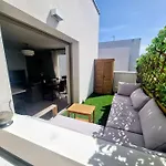 Apartament De Standing Lumineux Equipe Calme *